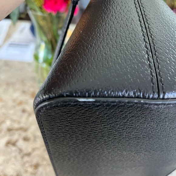 Kate Spade Domed Bag with crossbody strap - Picture 5 of 7